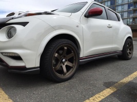 2015 Nissan Juke with 18x9.5 Avid1 AV06 wheels