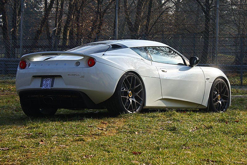 2011 Lotus Evora with 19x8 Monza wheels