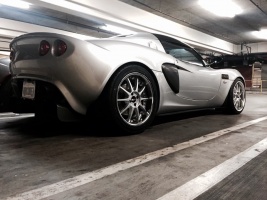2006 Lotus Elise with 17x8 Blitz Technospeed Z1 wheels