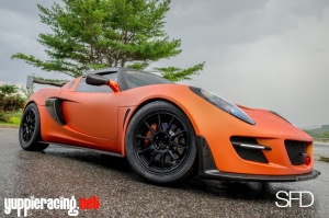 2011 Lotus Elise with Wedssport TC105N wheels