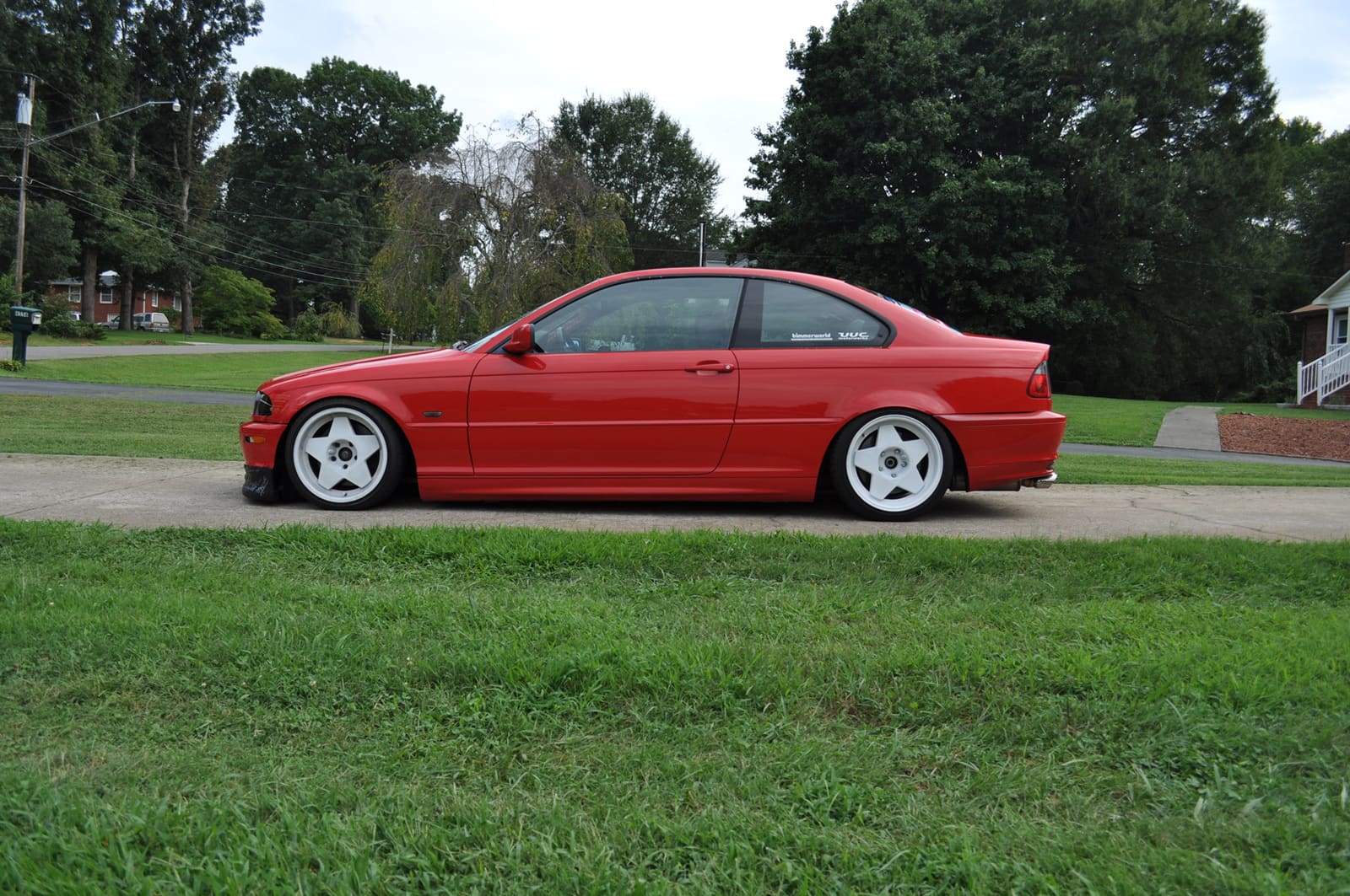 2001 BMW 330 with 17x8.5 Borbet Type A wheels