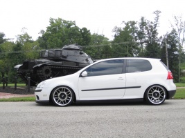2008 Volkswagen Rabbit with 18x8.5 RML Snowflakes wheels