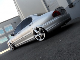 2004 Jaguar X-TYPE with 20x9 Porsche Cayenne SportTechno wheels