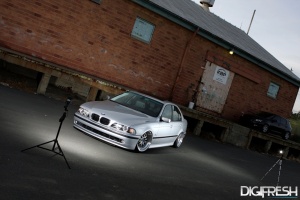 2000 BMW 528 with 18x10 CCW LM20 wheels