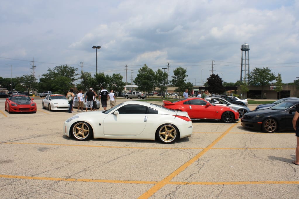 2008 Nissan 350Z with 19x9.5 Rays Engineering Volk Racing GT-S wheels