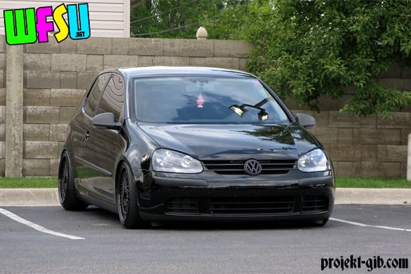 2008 Volkswagen Rabbit with 17x8 BBS RS wheels