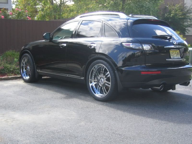 2006 Infiniti FX35 with Ashanti 123 wheels