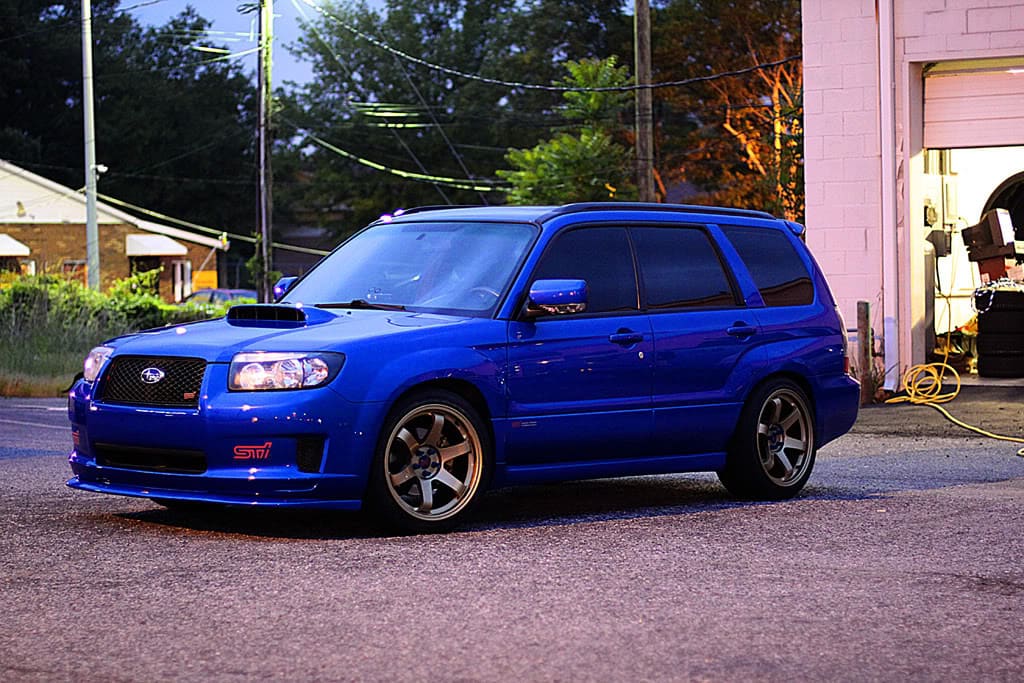 2005 Subaru Forester with 18x9.5 Rota Grid wheels