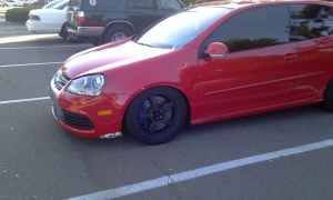 2008 Volkswagen R32 with 17x8 Flik FTD wheels
