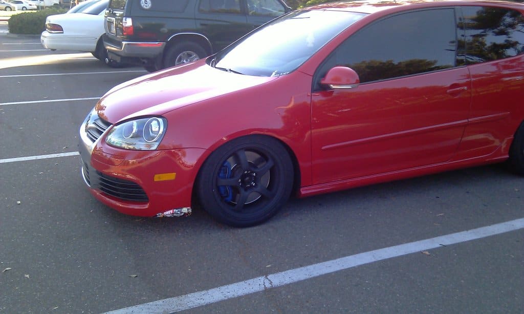 2008 Volkswagen R32 with 17x8 Flik FTD wheels
