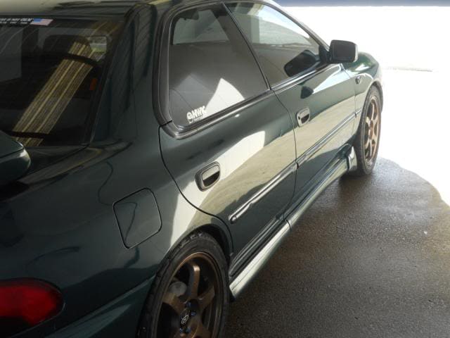 1999 Subaru Impreza with 17x7.5 Rota wheels