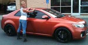2010 Kia Forte Koup with 19x8.5 XXR 518 wheels