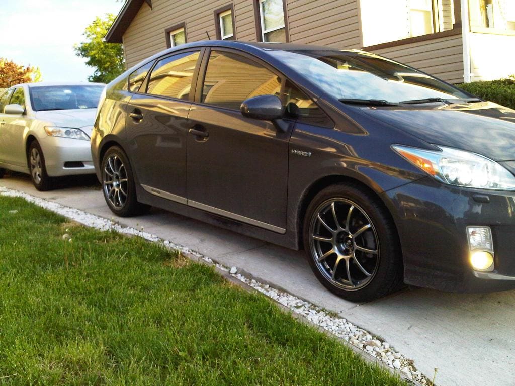 2011 Toyota Prius with 18x8.5 Rota G-Force wheels