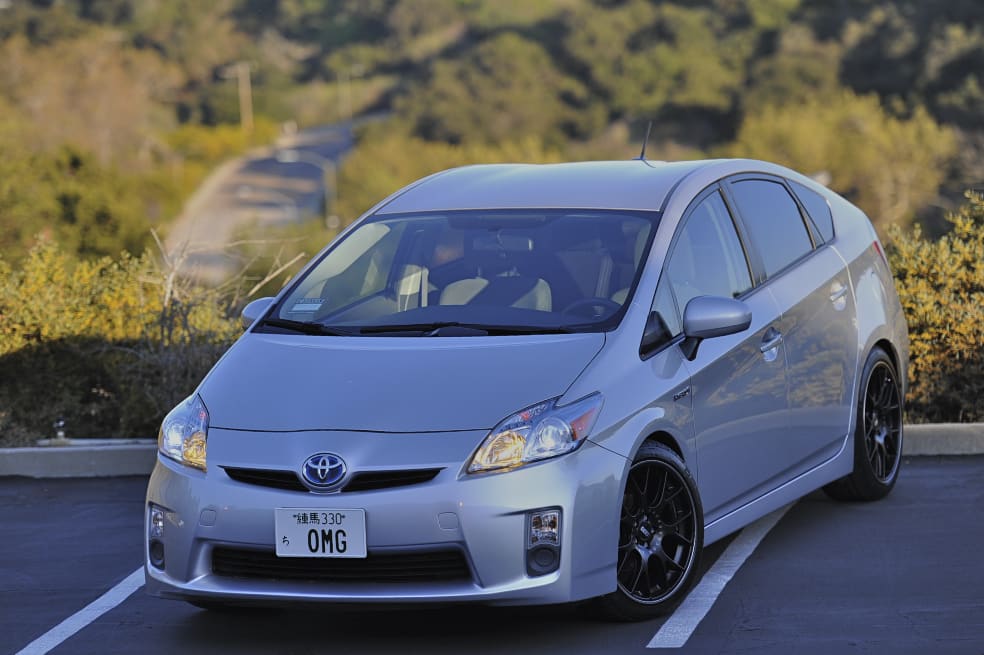 2010 Toyota Prius with 18x8 BBS CH-R wheels