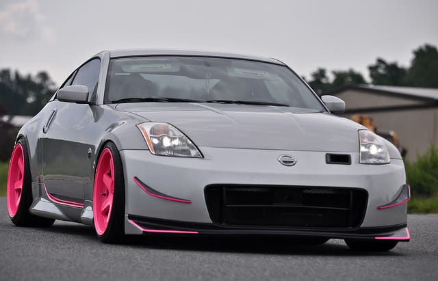 2003 Nissan 350Z with 19x9.5 VarrsToen 2.2.2 wheels