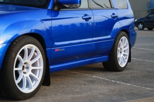 2007 Subaru Forester with 18x9 Rota G-Force wheels