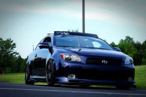 2008 Scion tC with 17x9 Drag DR-31 wheels