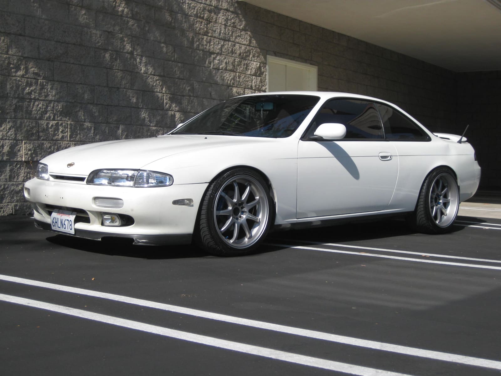 1995 Nissan S14 with 18x9 Work Wheels XD9 Emotion wheels