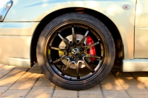 2004 Subaru Impreza with 18x9 Rota DPT wheels