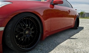 2004 Infiniti G35 with 19x9.5 Work VS-XX wheels