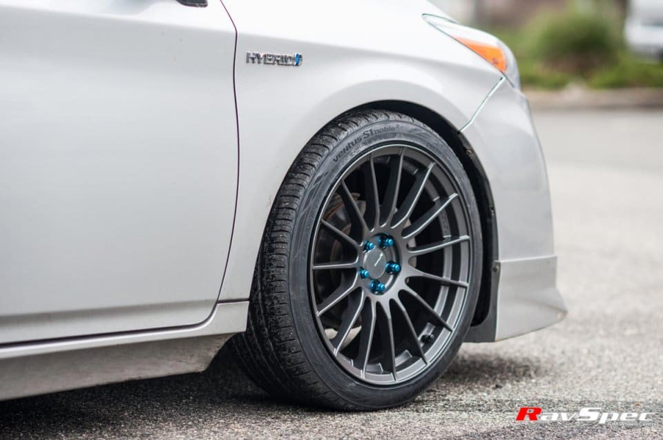 2010 Toyota Prius with 18x8.5 wheels