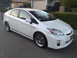 2011 Toyota Prius with 16x7 Rota Slipstream wheels