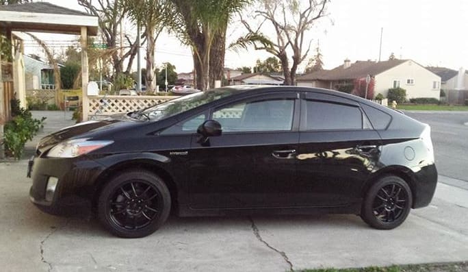 2011 Toyota Prius with Kwiami wheels