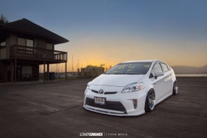 2013 Toyota Prius with 18x9.5 Work D9R wheels