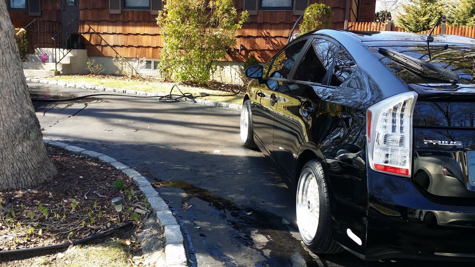 2010 Toyota Prius with 18x8.5 wheels