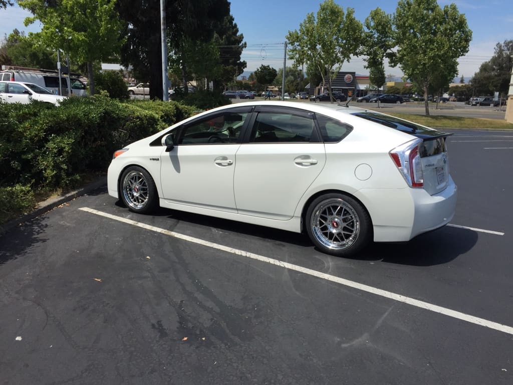 2014 Toyota Prius with 18x8 Dai Yoshihara DY-37C wheels
