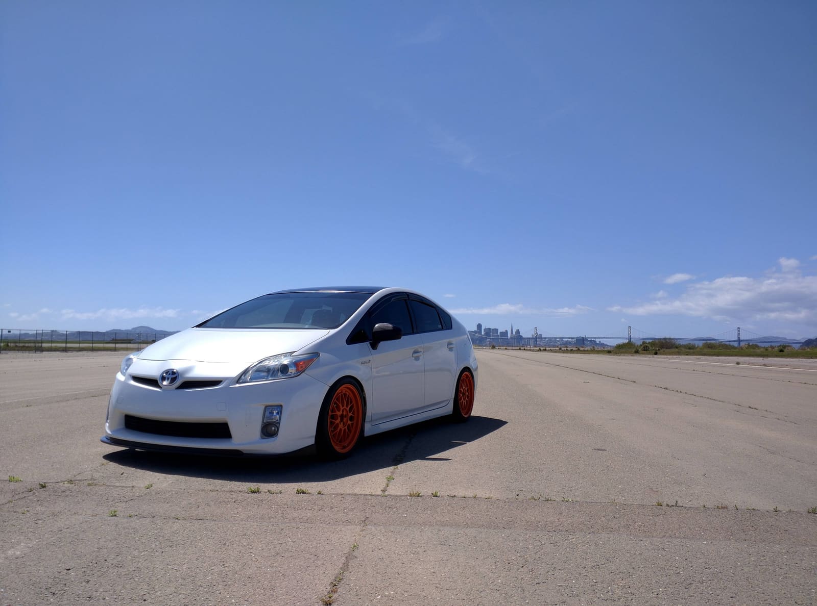 2010 Toyota Prius with 18x8 wheels