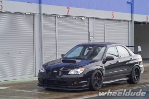 2007 Subaru Impreza WRX with 18x9.5 Rota RT5 wheels