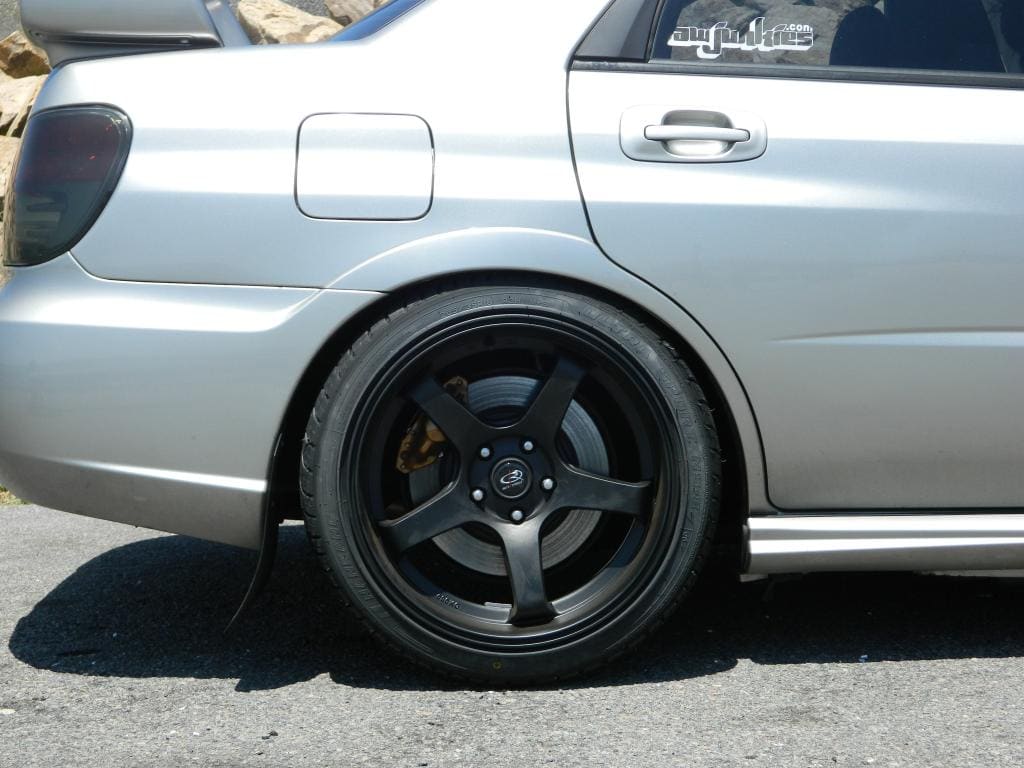 2007 Subaru Impreza WRX with 18x10 Rota RT5 wheels