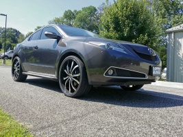 2011 Acura ZDX with 24x9 Lexani Lust wheels