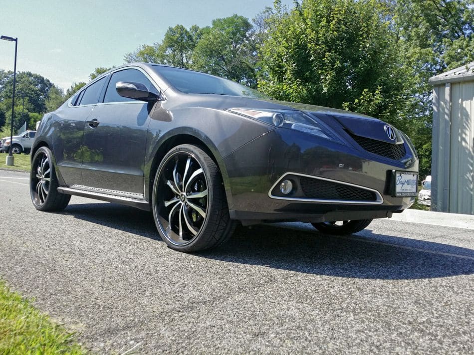 2011 Acura ZDX with 24x9 Lexani Lust wheels
