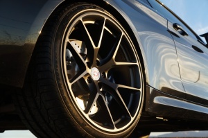 2015 BMW M3 with 20x9.5 HRE P101 wheels