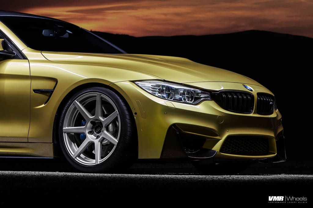 2015 BMW M4 with 19x9.5 VMR V706 wheels