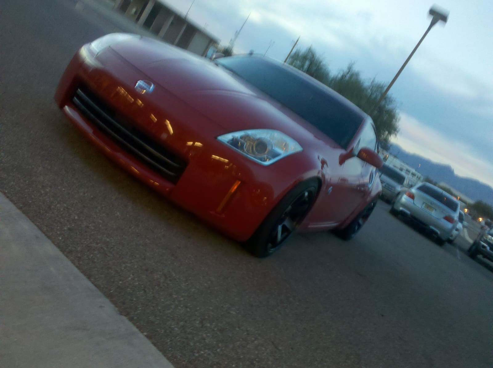 2006 Nissan 350Z with 18x9.5 Rota Grid wheels