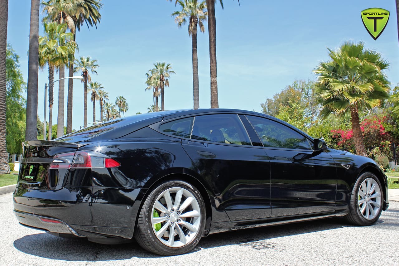 2013 Tesla Model S with 19x8.5 T Sportline TST wheels