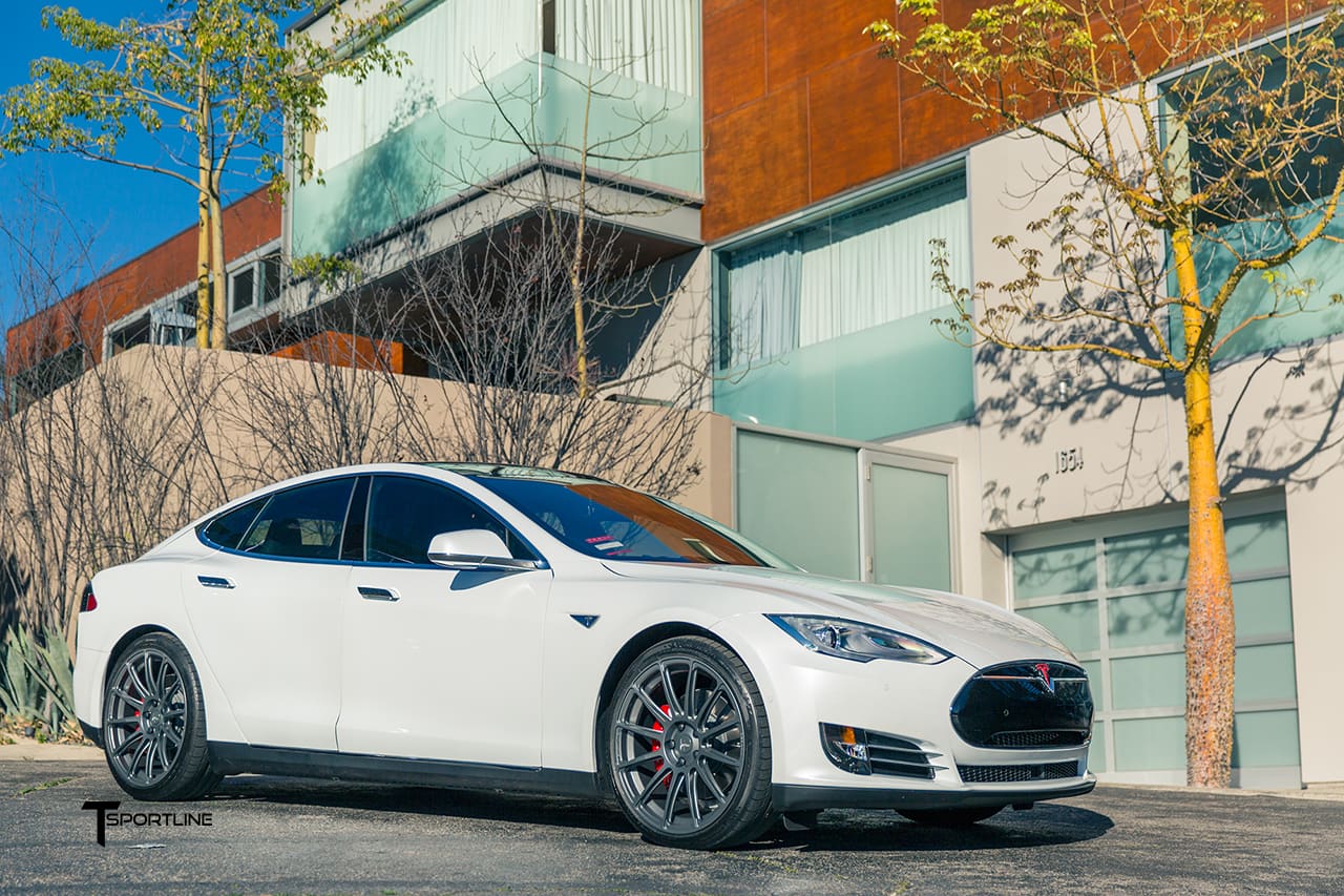 2013 Tesla Model S with 21x9 T Sportline TS117 wheels