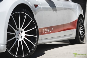 2015 Tesla Model S with 21x9 TSportline 114 wheels