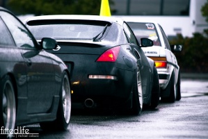 2003 Nissan 350Z with 19x10 bmw 7-series wheels