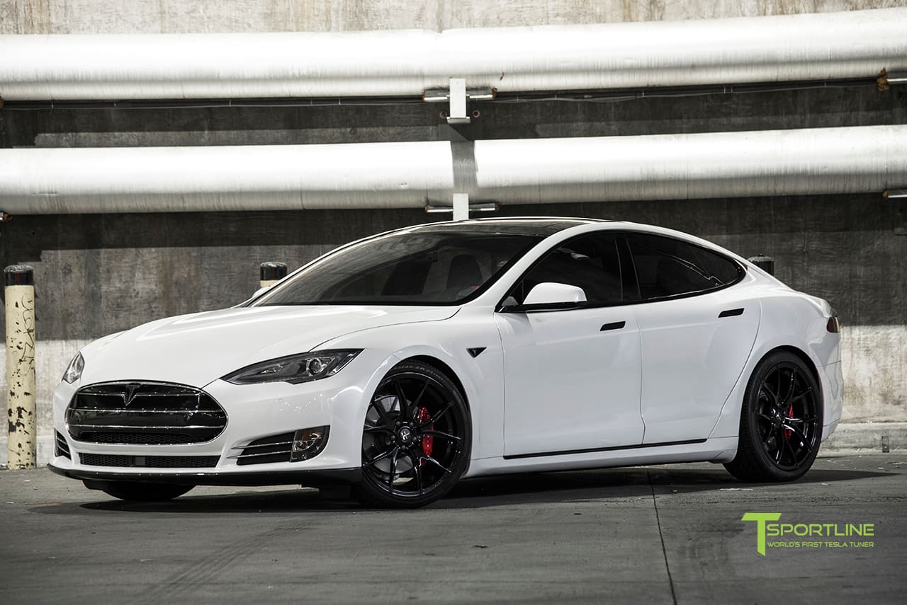 2015 Tesla Model S with 21x9 Tsportline TS115 wheels
