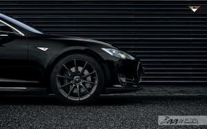 2014 Tesla Model S with 20x9 Vorsteiner VFF102 wheels