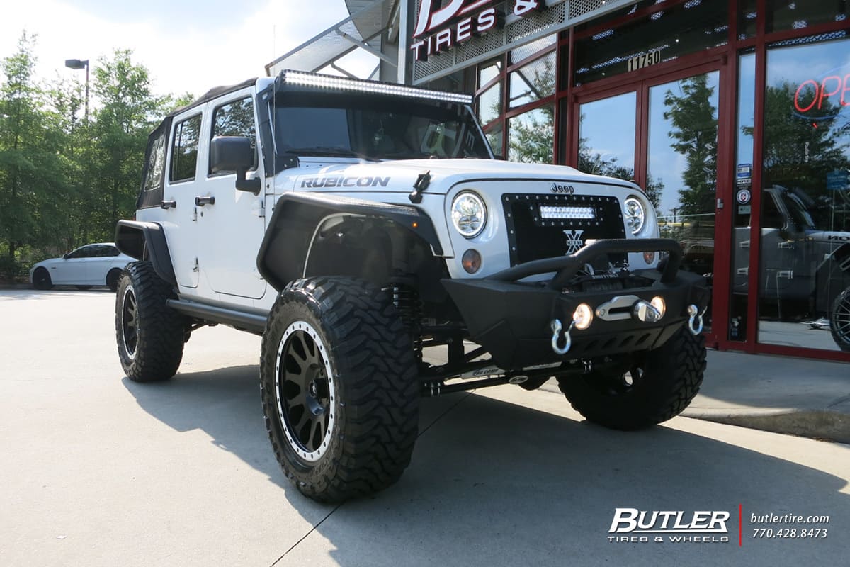 2013 Jeep Wrangler Unlimited with FUEL VECTOR wheels