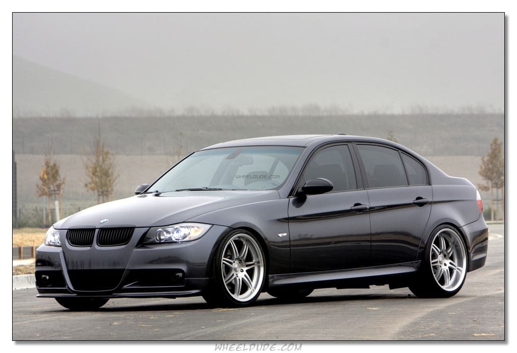 2006 BMW 330 with 19x8.5 Linea Corse Dyna wheels