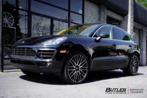 2016 Porsche Macan with Savini BM13 wheels