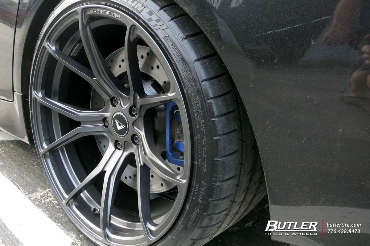 2015 BMW M5 with Vorsteiner V-FF 103 wheels