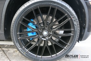 2015 BMW X6 with Savini BM13 wheels