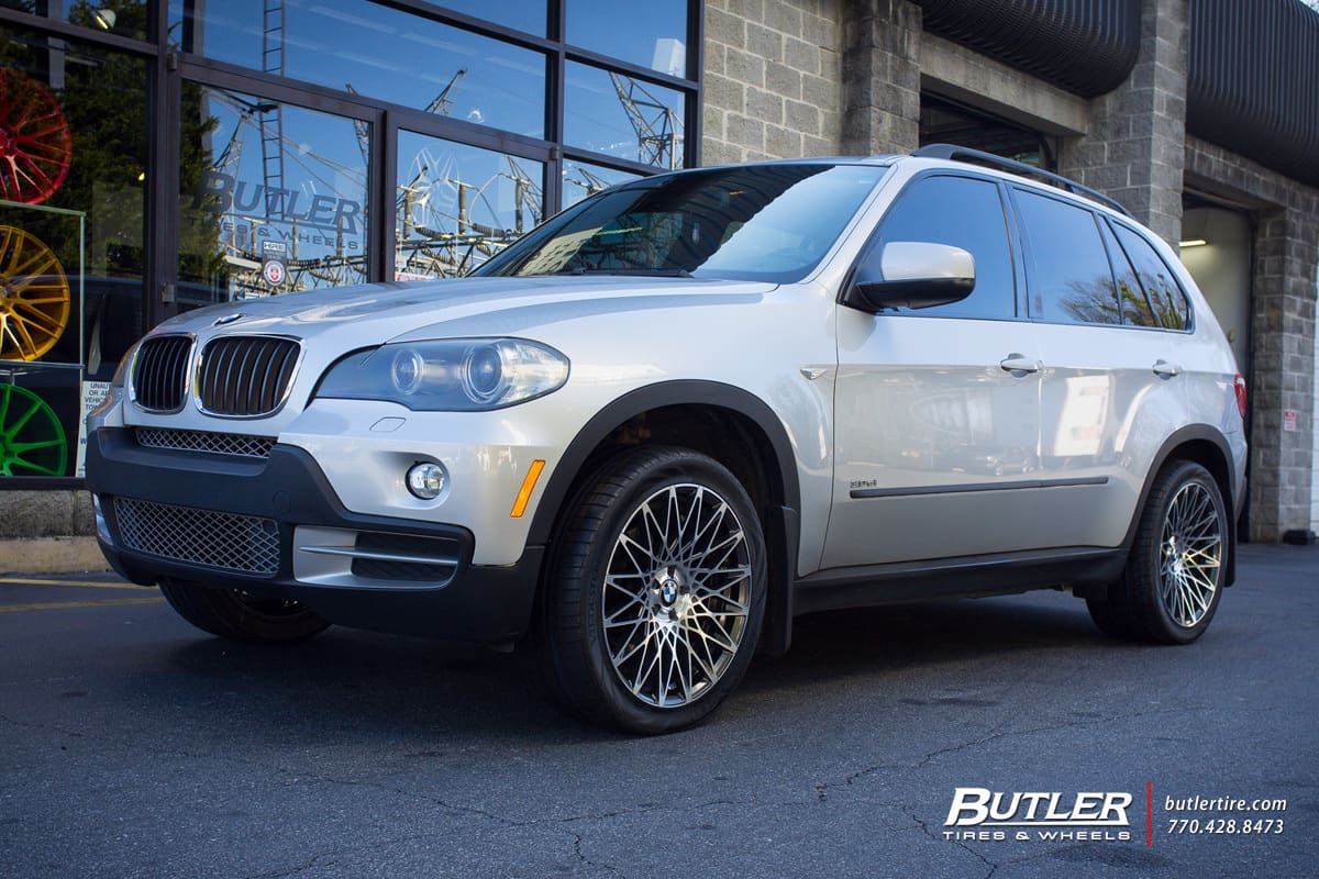 2010 BMW X5 with Lexani CSS16 wheels